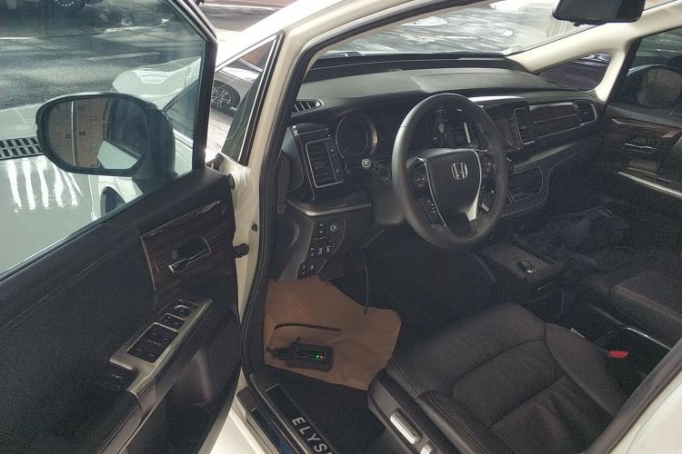 Used Honda Elysion 2016 2.4L Supreme Edition