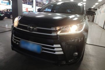 Used Toyota Highlander 2018 2.0T Two-Wheel Drive Luxury Edition 7 Seats China VI Standard