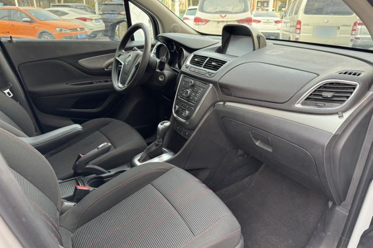 Used Buick Encore 2015 1.4T Automatic Two-Wheel Drive Urban Elite Version
