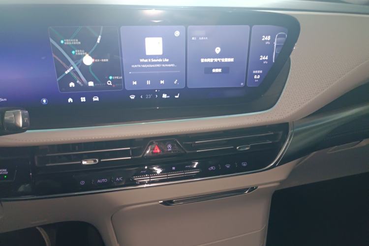 Used Buick Century 2023 2.0T Four-Seat Private Edition
