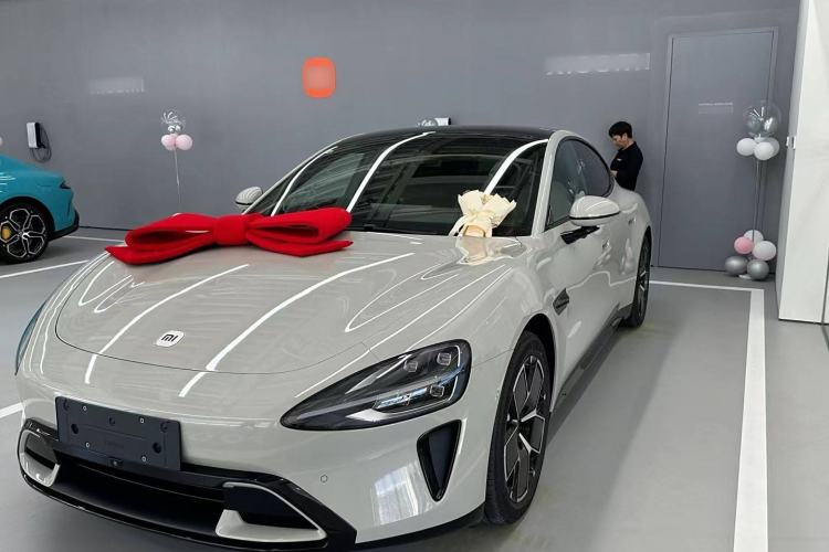 Used  SU7 2024 Rear-Drive Long-Range Intelligent Driving Version
