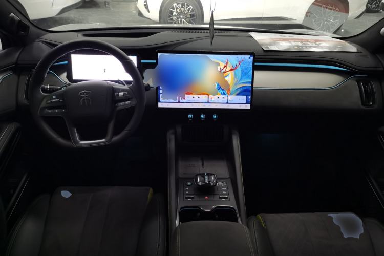 Used BYD Song L EV 2025 Intelligent Driving Version 602 km Range LiDAR-equipped All-Wheel-Drive Type