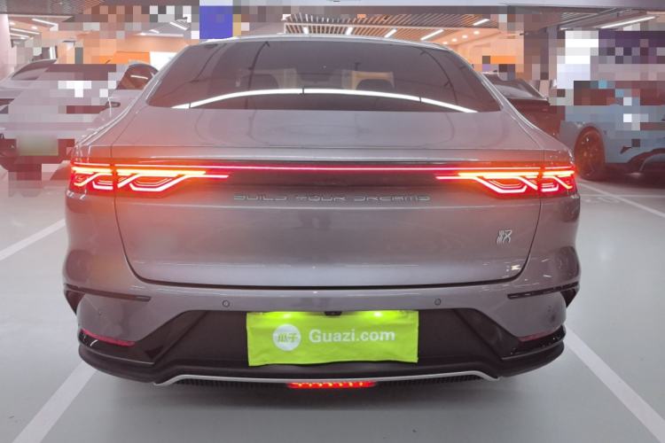 Used BYD Han 2025 DM-i 125KM Prestige Model
