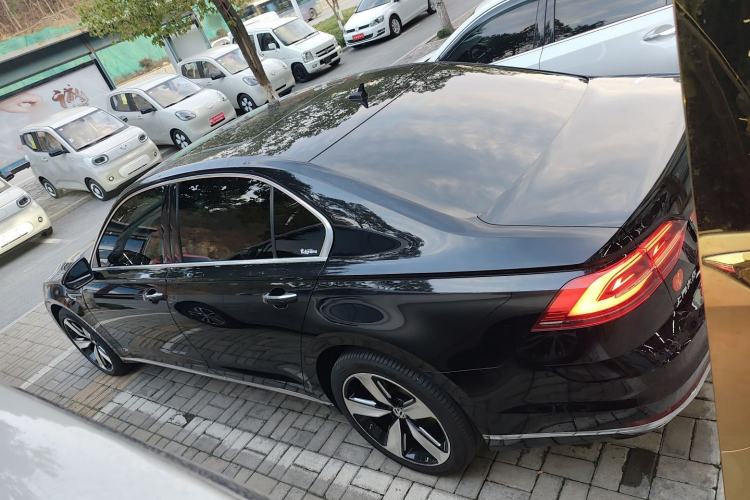 Used Volkswagen Phideon 2021 380TSI Prestige Edition
