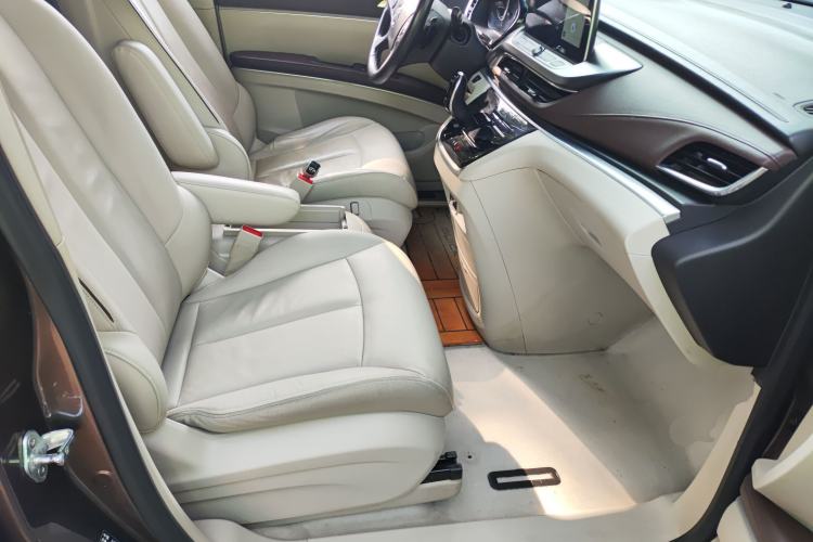 Used Buick GL8 2020 Land Business Class 652T Luxury Model