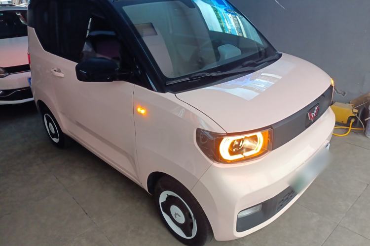 Used Wuling Hongguang MINIEV 2021 Macaron Sandwich Model 170 km Lithium Iron Phosphate

