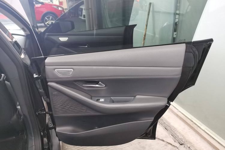 Used  SL03 2022 515 Pure Electric Version
