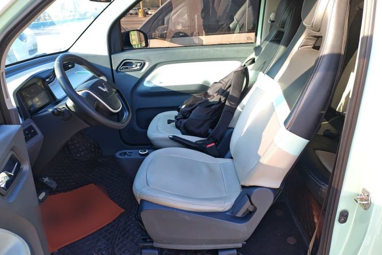 Used Wuling Hongguang MINIEV 2022 Macaron Fashion Model Lithium Iron Phosphate