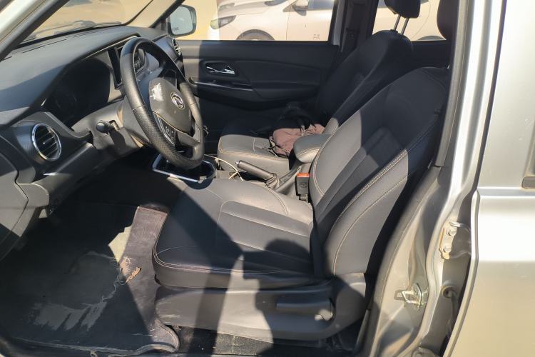 Used Dongfeng Ruichi 2021 2.4T Diesel Two-Wheel Drive Business Edition Long Cargo Bed YCY24165-61
