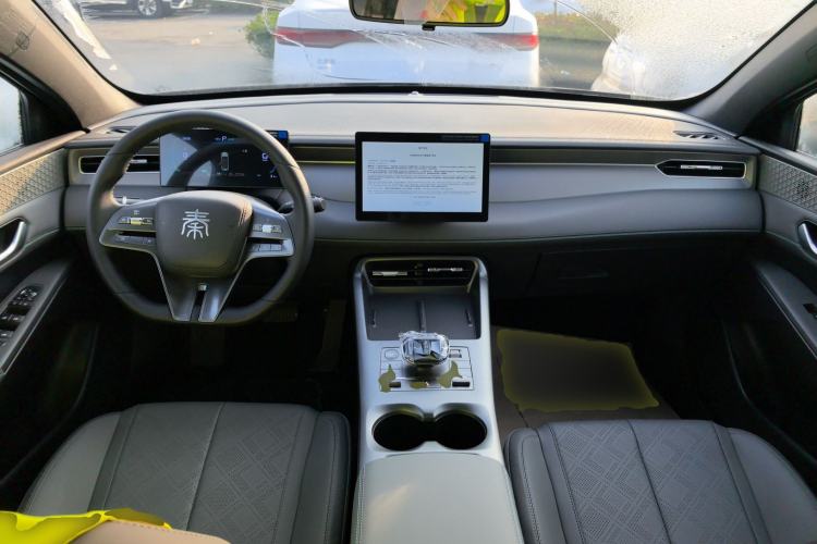 Used BYD Qin PLUS 2025 DM-i Smart Drive 55KM Leading Model
