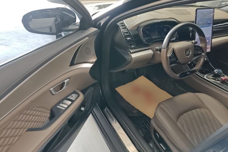 Used BYD Han 2023 EV Champion Edition 506KM Front-Wheel-Drive Premium Model
