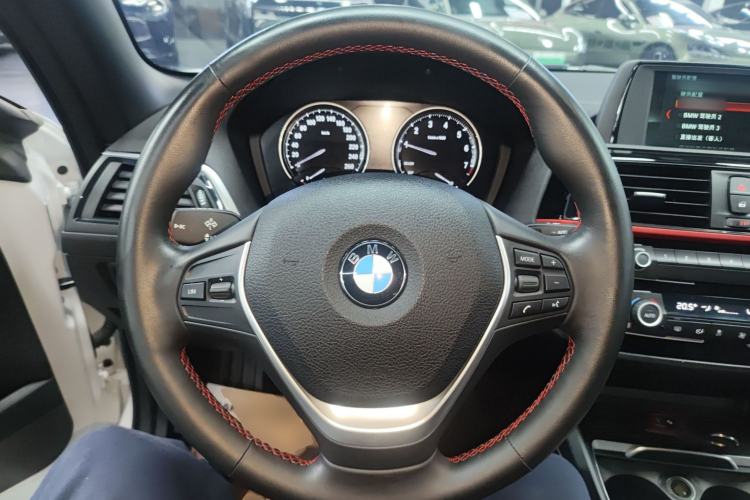 Used BMW 2 Series 2019 225i Convertible Coupe Sports Design Package
