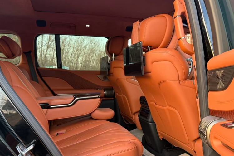 Used  U8 2023 Luxury Edition