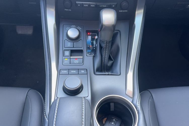 Used Lexus NX 2015 200T All-Wheel-Drive Fēngshàng Edition
