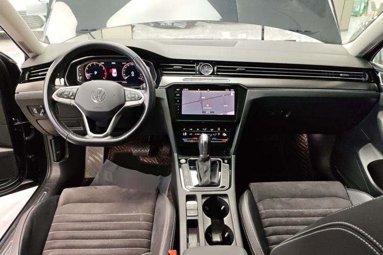 Used Volkswagen Magotan 2020 330TSI DSG Luxury Edition
