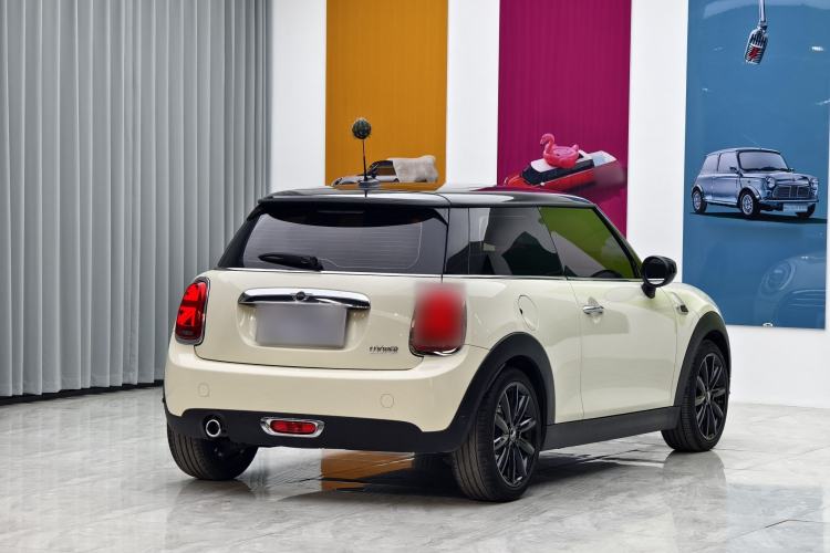 Used  MINI 2019 1.5T COOPER Artist
