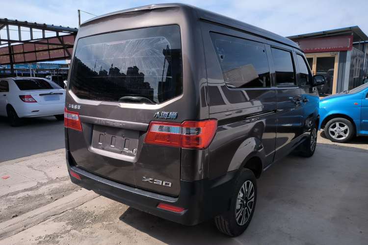 Used Jinbei Hiace X30 2021 1.5L Wealthy Edition Bus China VI Standard SWC15M
