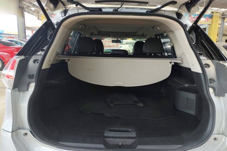 Used Nissan X-Trail 2014 2.5L CVT Luxury Edition 4WD