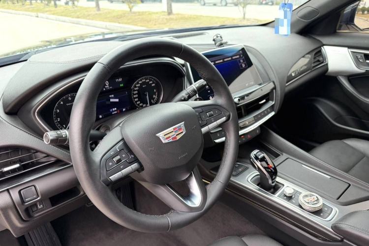 Used Cadillac CT5 2021 28T Luxury Version
