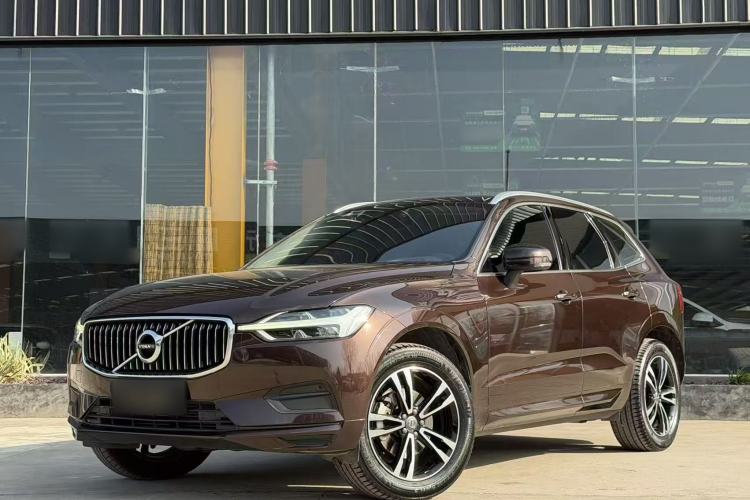 Used Volvo XC60 2019 T5 4x4 Smart Edition China V Standard
