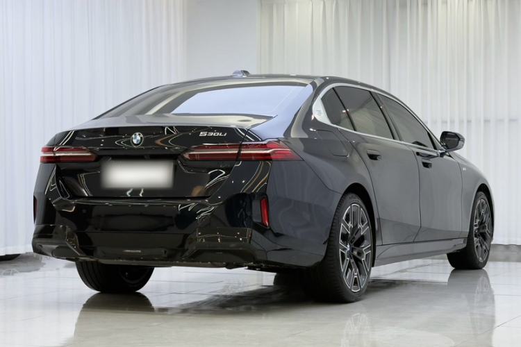 Used BMW 5 Series 2025 530Li Luxury Edition M Sport Package
