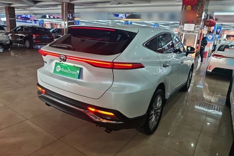 Used Toyota Harrier 2023 2.0L CVT Two-Wheel Drive Deluxe Edition