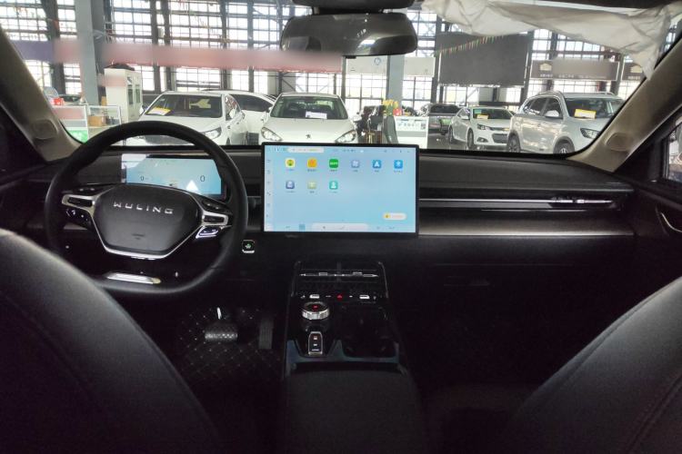 Used Wuling Xingguang 2024 Co-Creation Edition 510 Advanced Model
