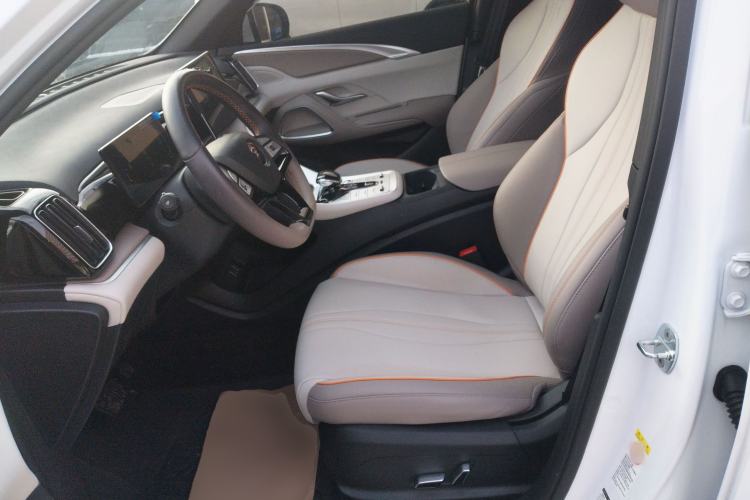 Used BYD Song Pro New Energy 2024 HONOR Edition DM-i 71KM Navigation Model