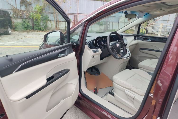 Used Buick GL8 2022 ES Landtrek 653T Comfort Edition
