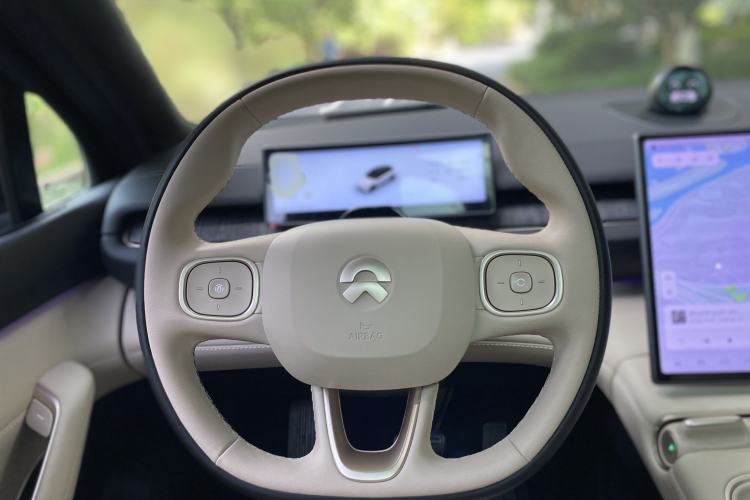 Used Nio ES6 2024 75 kWh
