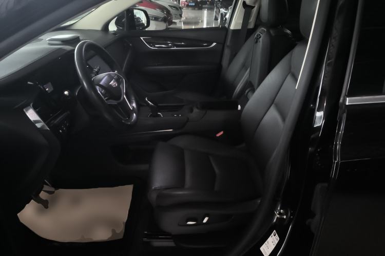 Used Cadillac XT5 2016 25T Luxury Model