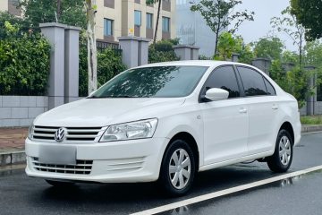 Used Volkswagen Santana 2015 1.6L Manual Fashion Edition