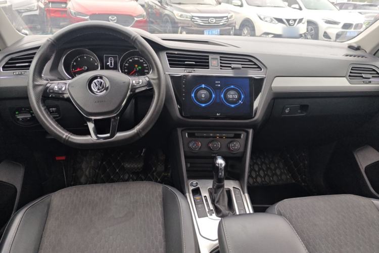 Used Volkswagen Tiguan L 2018 Revised Version 330TSI Automatic Two-Wheel Drive Trendy Edition
