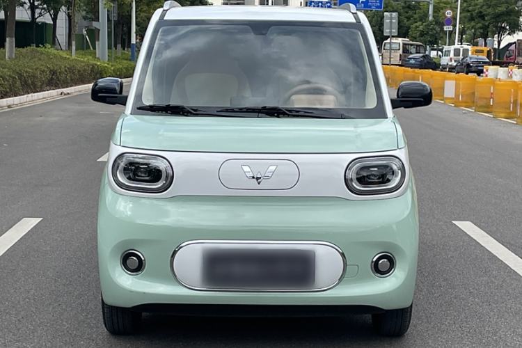 Used Wuling Hongguang MINIEV 2024 3rd Generation 215km Advanced Version
