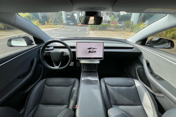 Used Tesla Model 3 2023 Rear-Wheel-Drive Version
