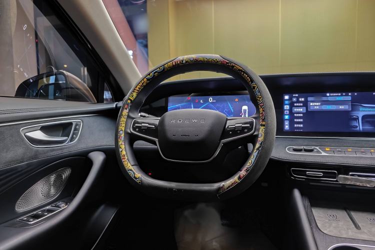 Used Roewe D7 2023 DMH 125km Excellence Edition
