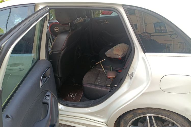 Used Mercedes-Benz B-Class 2015 B 260 Sport Edition
