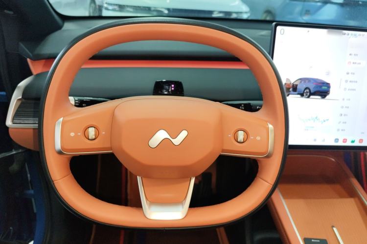 Used ONVO L60 2024 60 kWh All-Wheel Drive
