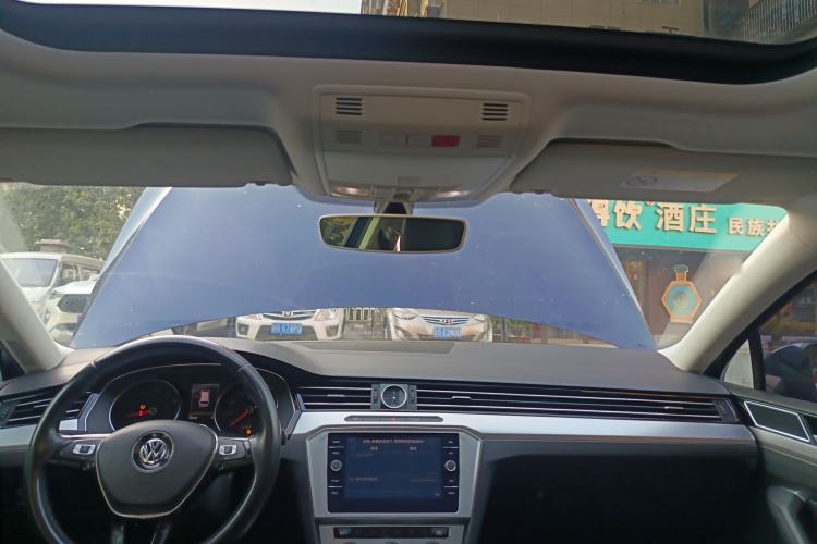 Used Volkswagen Variant 2018 380TSI Two-Wheel Drive Comfort Edition
