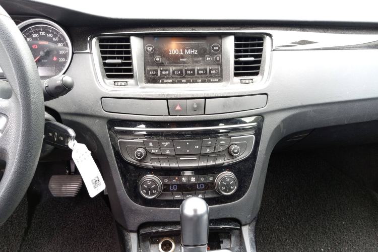 Used Peugeot 508 2015 2.0L Automatic Zhiyi Edition
