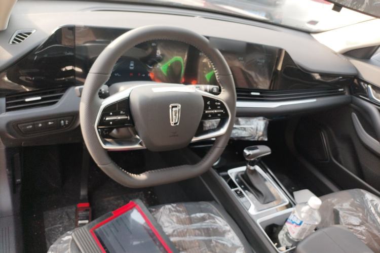 Used Bestune B70 2025 Dragon Edition 1.5T Quality Enjoyment Model
