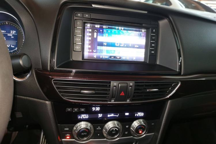 Used Mazda Atenza 2014 2.5L Blue Sky Prestige Edition
