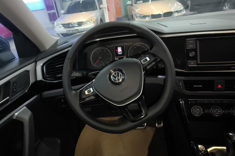 Used Volkswagen Tayron 2019 330TSI Two-Wheel-Drive Luxury Version China V Emission Standard
