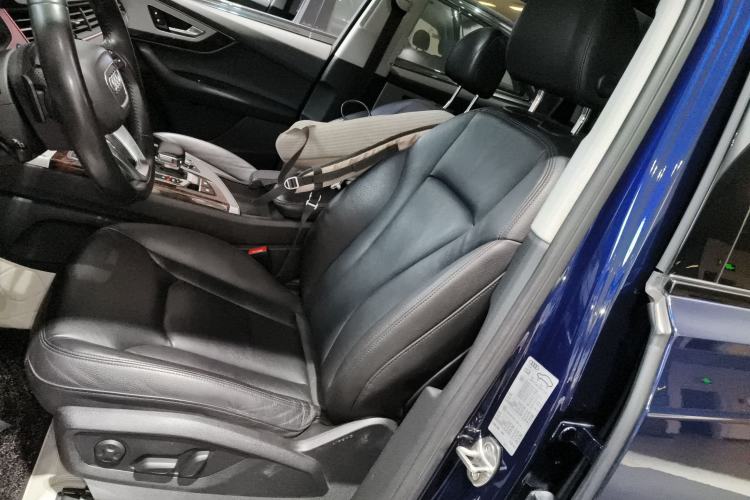 Used Audi Q7 2018 45 TFSI Technology Edition
