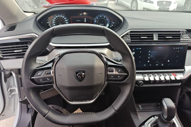 Used Peugeot 408 2022 1.6T Light-Chasing Edition
