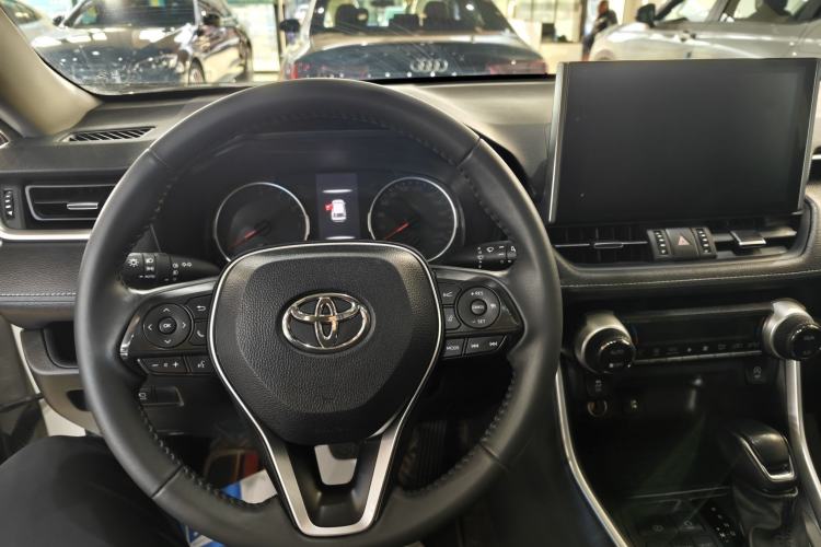 Used Toyota Wildlander 2022 2.0L CVT Two-Wheel Drive Luxury PLUS Edition
