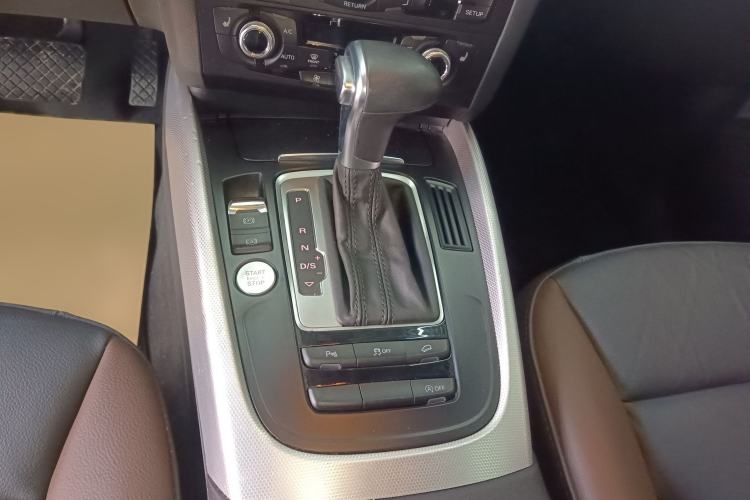 Used Audi Q5 2017 Plus 40 TFSI Technology Model
