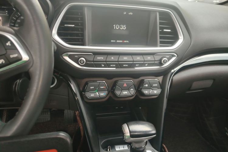 Used GAC Trumpchi GS4 2017 235T G-DCT Two-Wheel Drive Luxury Edition