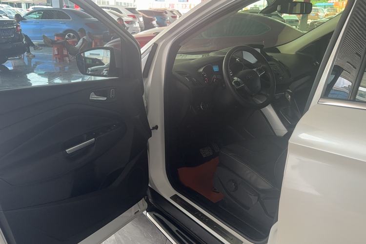 Used Ford Kuga 2015 1.5L GTDi Two-Wheel Drive Fashion Edition
