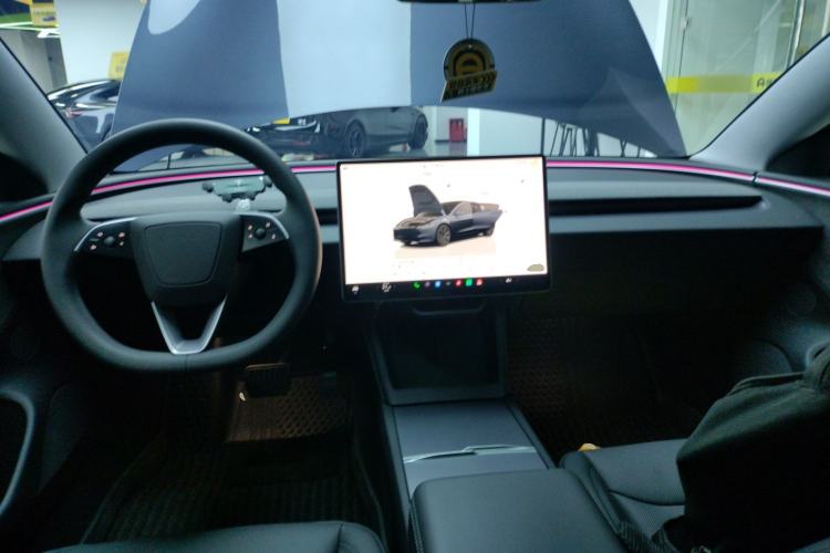 Used Tesla Model 3 2023 Long-Range All-Wheel-Drive Version
